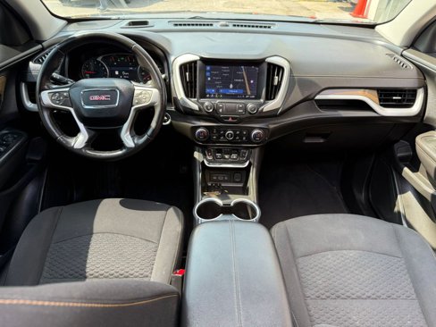 Used 2021 GMC Terrain SLE image 15