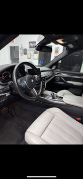 Used 2017 BMW X5 M image 11