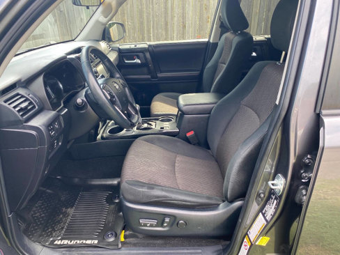 Used 2018 Toyota 4Runner TRD Off-Road Premium image 9