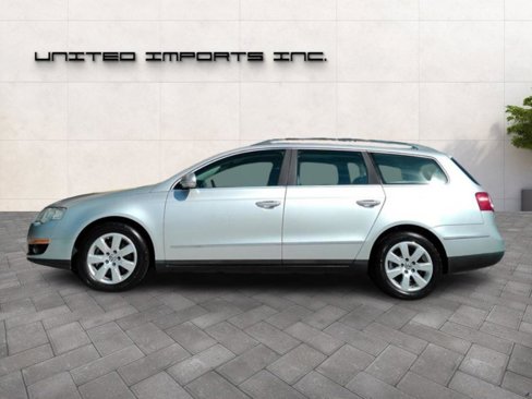 Used 2007 Volkswagen Passat 2.0T image 2