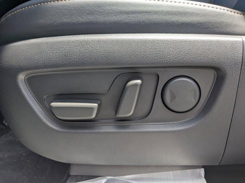 New 2025 MAZDA CX-70 Plug-In Hybrid w/ Premium Plus image 24