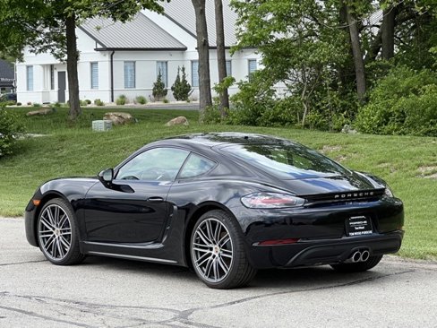 New 2025 Porsche 718 Cayman image 3