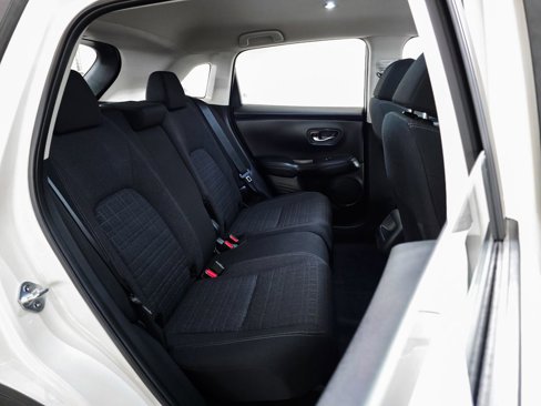 Certified 2023 Honda HR-V LX image 36
