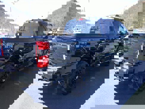 New 2025 Ford F250 XLT w/ Black Appearance Package image 3