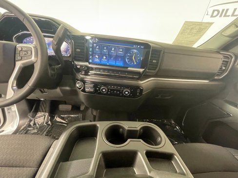 Used 2024 Chevrolet Silverado 1500 LT image 21