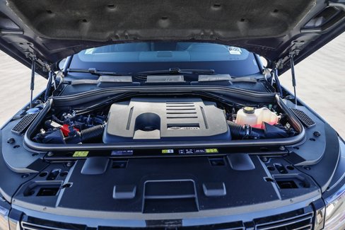 New 2025 Land Rover Range Rover Sport SE image 29