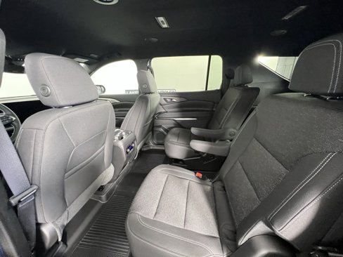 New 2025 Chevrolet Traverse LT w/ LPO, Floor Liner Package image 15