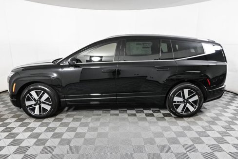 New 2026 Hyundai Ioniq 9 SEL image 2