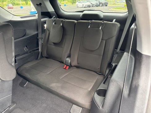 Used 2021 Ford Explorer XLT image 28