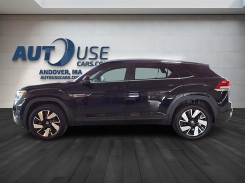 Used 2024 Volkswagen Atlas Cross Sport SE image 16