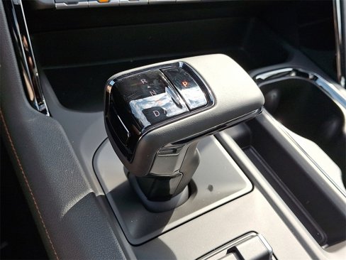 New 2026 GMC Sierra 1500 AT4 w/ AT4 Premium Package image 8