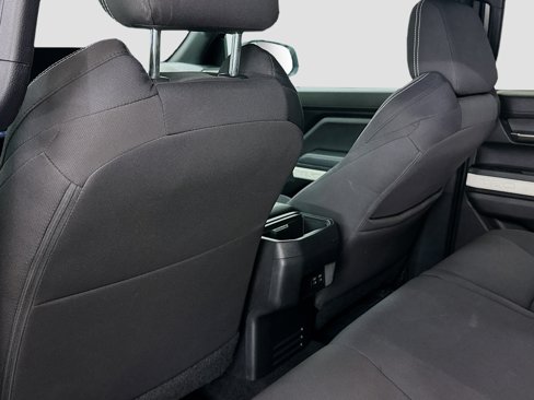 Used 2024 Toyota Tacoma TRD Off-Road image 28