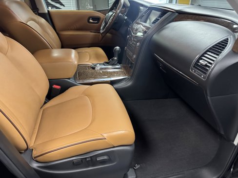 Used 2017 INFINITI QX80 Signature Edition image 17
