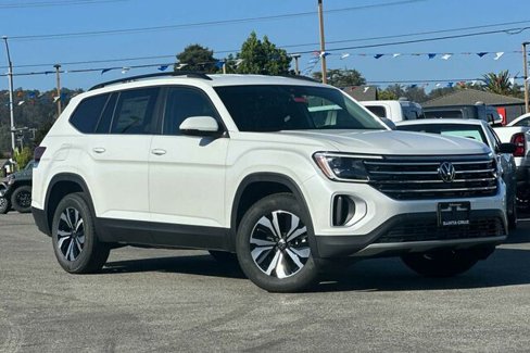 New 2026 Volkswagen Atlas SE image 2