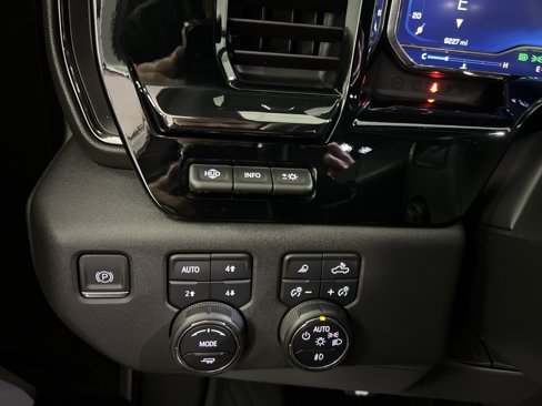 Used 2024 Chevrolet Silverado 1500 ZR2 w/ ZR2 Bison Edition image 36