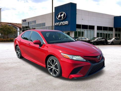 Used 2019 Toyota Camry SE image 7