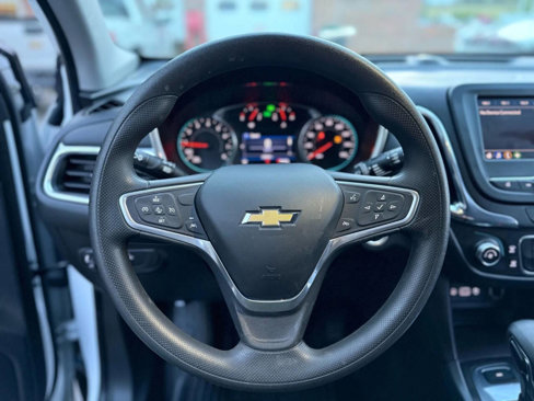 Used 2023 Chevrolet Equinox LT image 19
