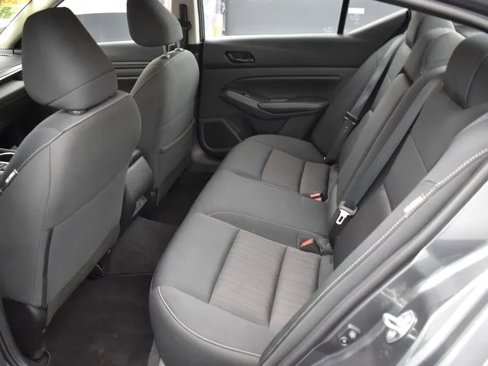 Used 2024 Nissan Altima 2.5 SV image 15