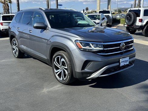 Certified 2021 Volkswagen Atlas SEL Premium image 2