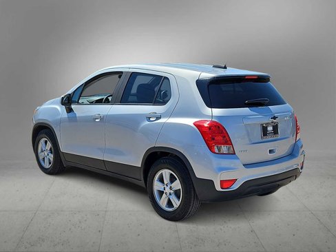 Used 2020 Chevrolet Trax LS w/ Tint and Cruise Package image 6