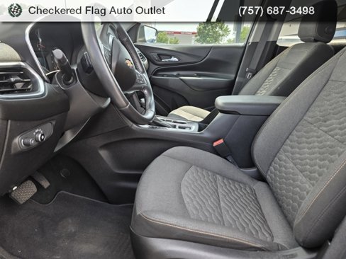 Used 2018 Chevrolet Equinox LT image 19