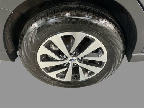 Certified 2025 Subaru Outback Premium w/ Popular Package #1A image 17