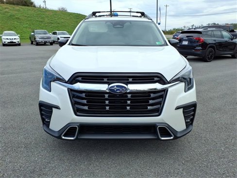 Used 2024 Subaru Ascent Touring w/ Popular Package #2 image 9