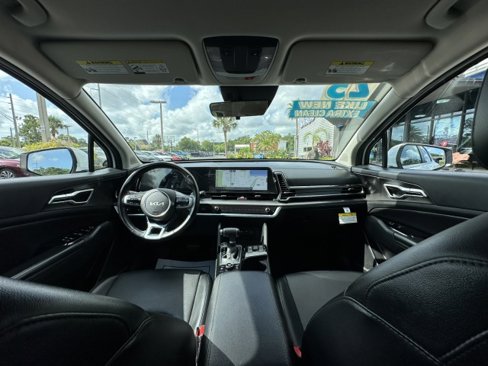 Used 2023 Kia Sportage EX image 29