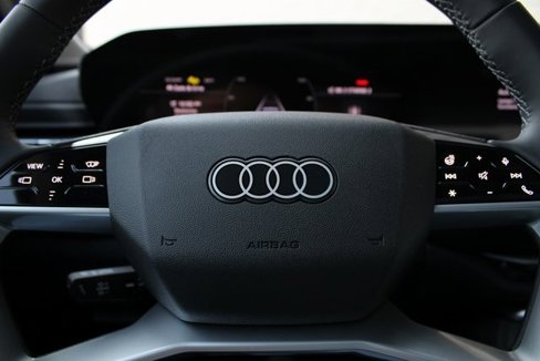 New 2025 Audi Q5 Prestige image 14
