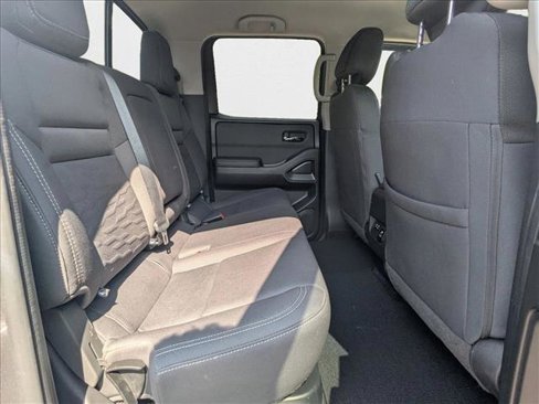 Used 2023 Nissan Frontier SV w/ SV Convenience Package image 19