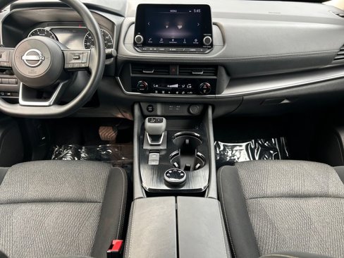 Used 2024 Nissan Rogue SV image 13