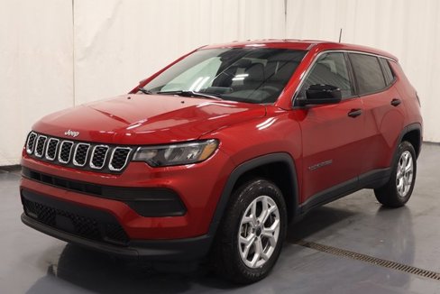 New 2025 Jeep Compass Sport image 5