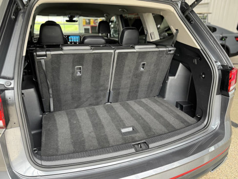 Used 2024 Volkswagen Atlas SE image 44