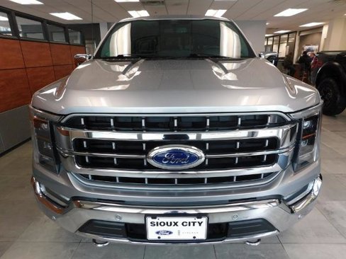 Certified 2022 Ford F150 Lariat w/ Equipment Group 502A High image 3