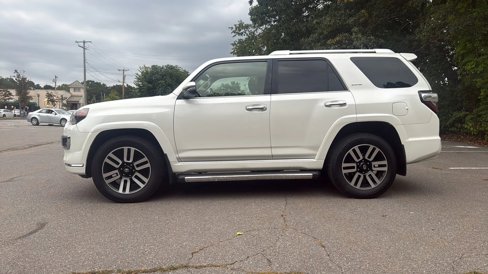 Used 2016 Toyota 4Runner Limited image 5