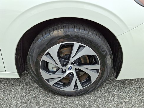 Used 2025 Subaru Legacy Premium image 8
