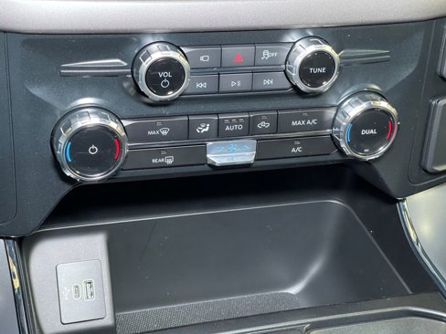 New 2025 Ford F150 XLT w/ Equipment Group 301A Standard image 28