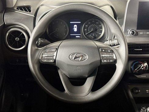 Used 2023 Hyundai Kona SE image 13