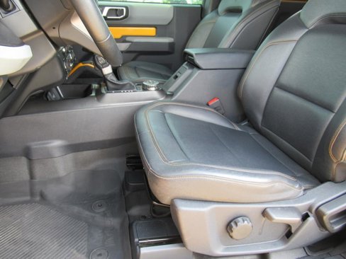 Used 2021 Ford Bronco Badlands image 17