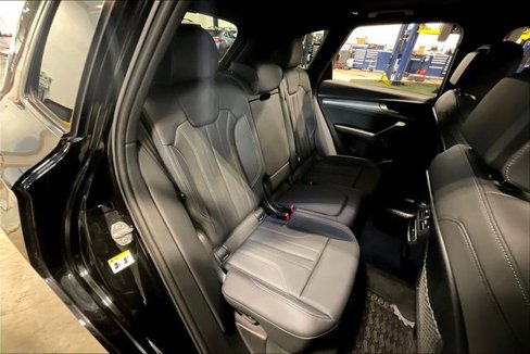 Certified 2025 Audi Q5 2.0T Premium image 27