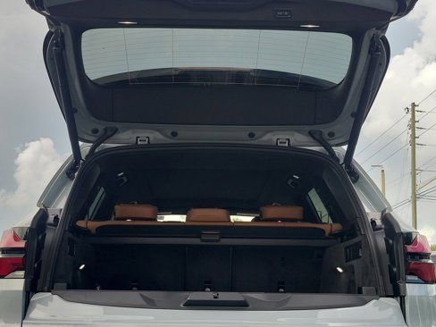 New 2026 BMW X5 xDrive50e w/ M Sport Package image 6