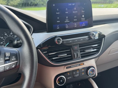 Certified 2022 Ford Escape SE image 24