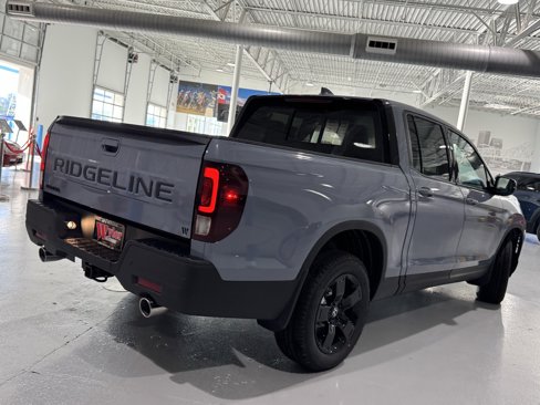 New 2026 Honda Ridgeline Black Edition image 3