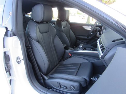 Used 2025 Audi A5 2.0T Premium Plus image 21