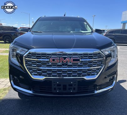 Used 2022 GMC Terrain Denali w/ Denali Premium Package image 3
