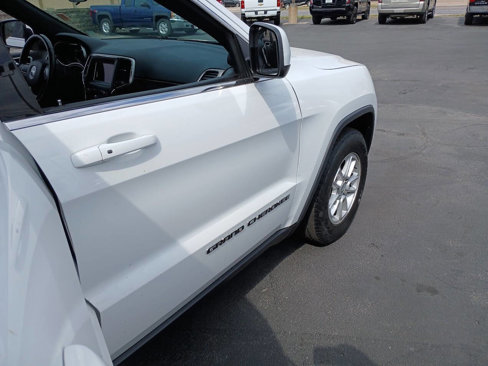Used 2018 Jeep Grand Cherokee Laredo image 21