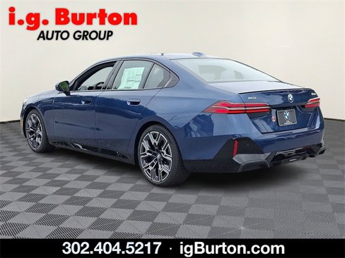 New 2026 BMW 530i xDrive w/ M Sport Package image 3
