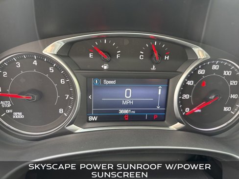 Used 2022 GMC Terrain SLE w/ Driver Convenience Package image 3