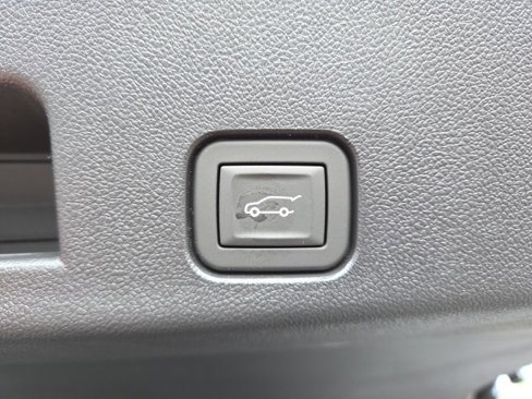 New 2026 Chevrolet Traverse Z71 w/ Enhanced Driving Package image 33