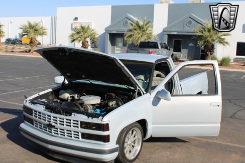 Used 1992 Chevrolet Silverado 1500 2WD Regular Cab image 8